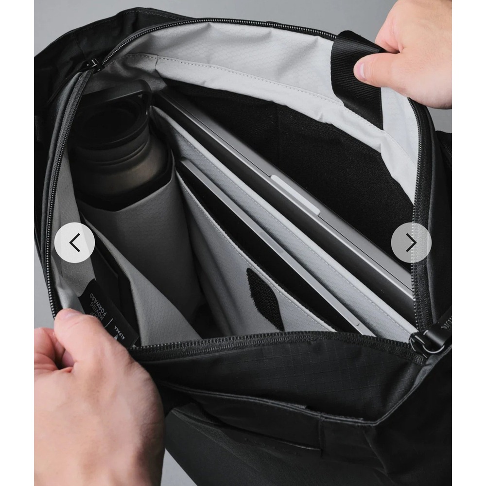 ALPAKA Metro Tote Black Axoflux 210D Recycled 14L Laptop Bag AA010500118 - Picture 3 of 12